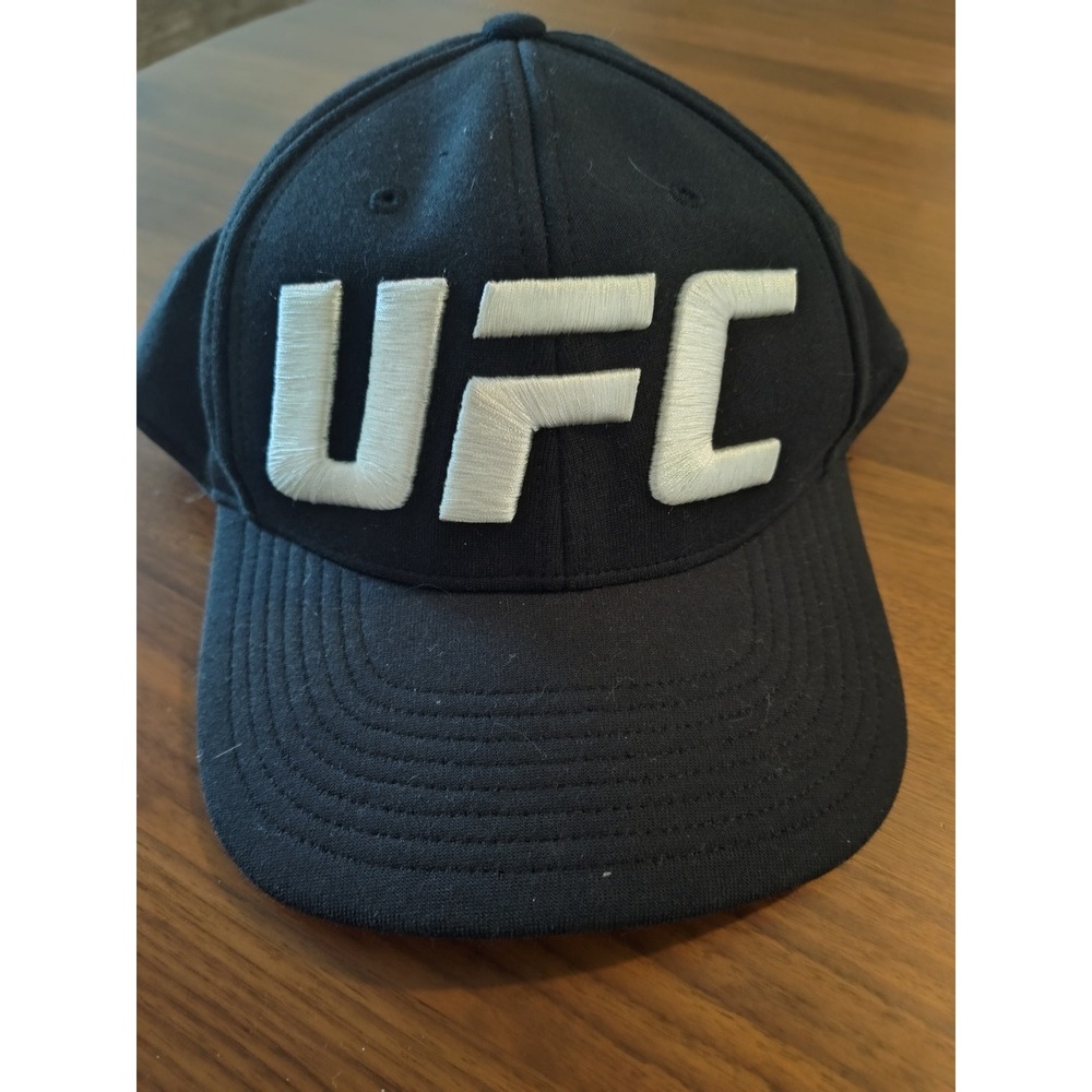 Reebok UFC Hat Mens Black White Embroidered Logo Snapback Baseball‎ Cap OSFM